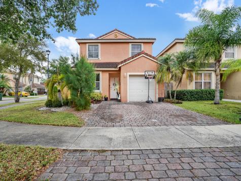 1881 SE 14th Court Homestead FL 33035