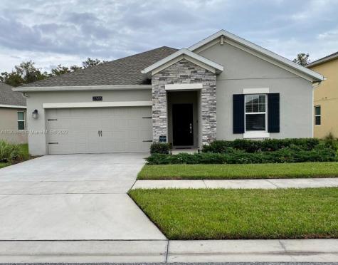 2345 Crescent Moon Street Kissimmee FL 34746