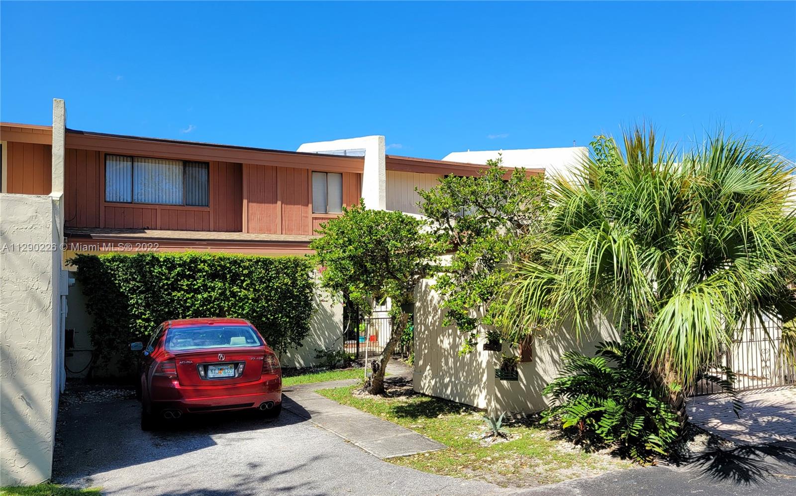 10672 SW 79th Terrace Miami FL 33173