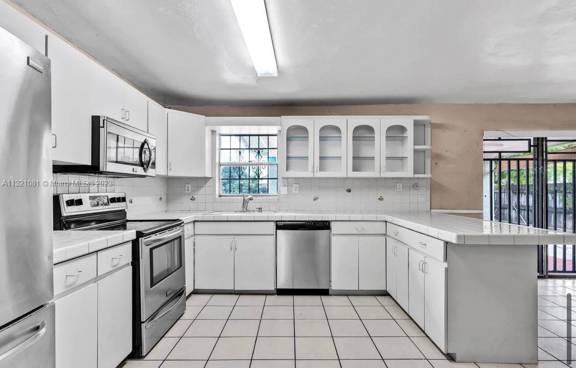 10040 SW 40th Terrace Miami FL 33165