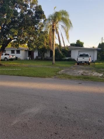 1436 NE 9th Court Homestead FL 33033