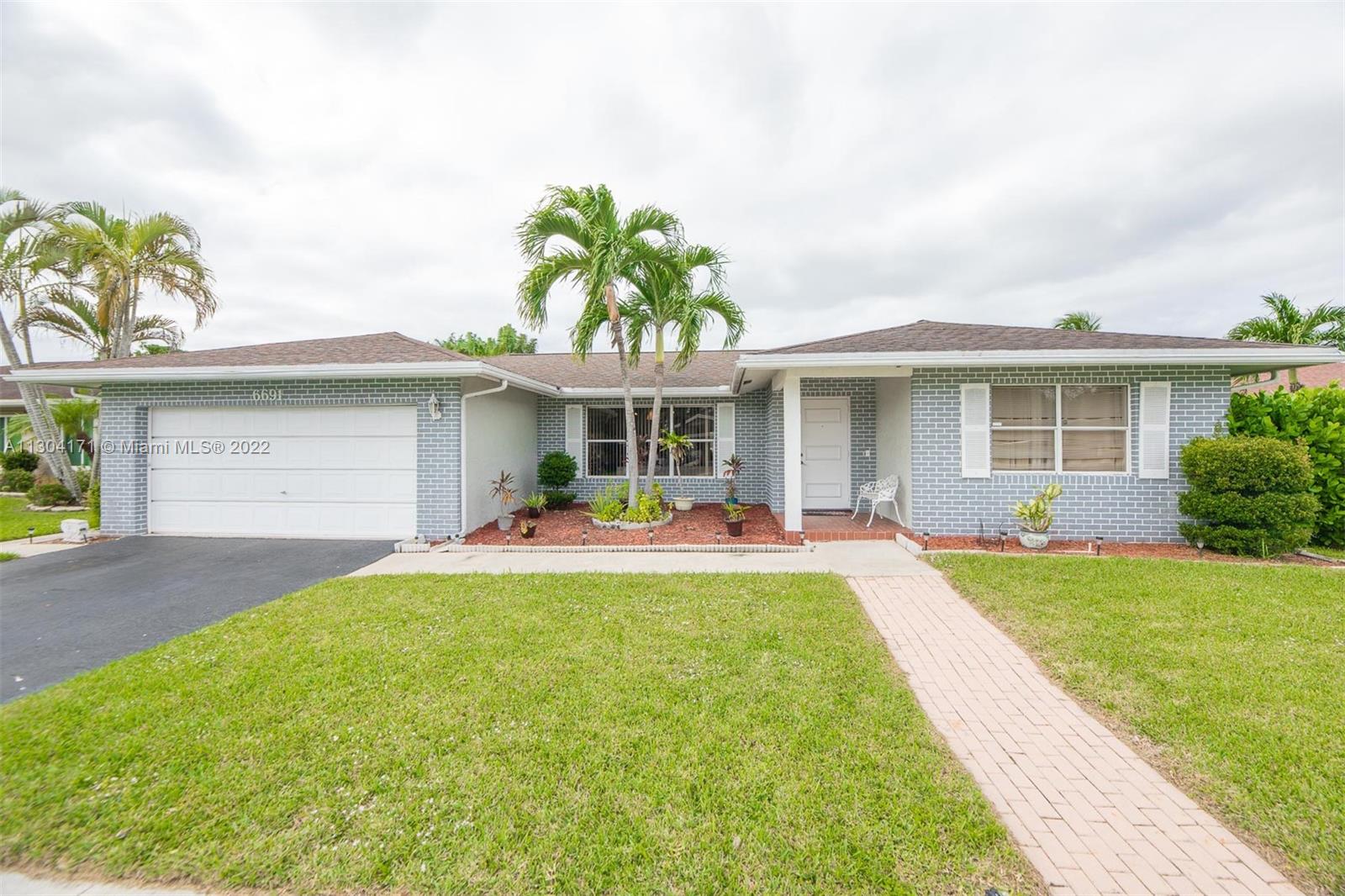 6691 NW 89th Avenue Tamarac FL 33321