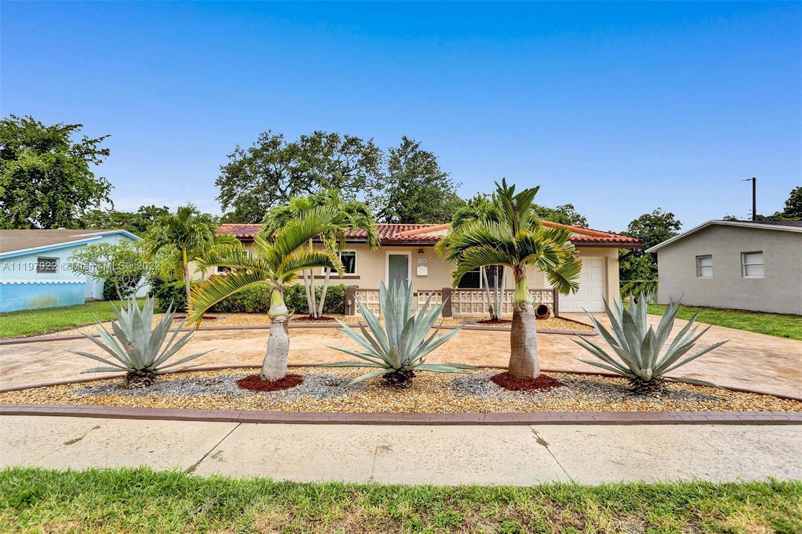 620 SW 68th Terrace Pembroke Pines FL 33023