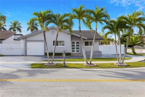 13984 SW 25th Terrace Miami FL 33175