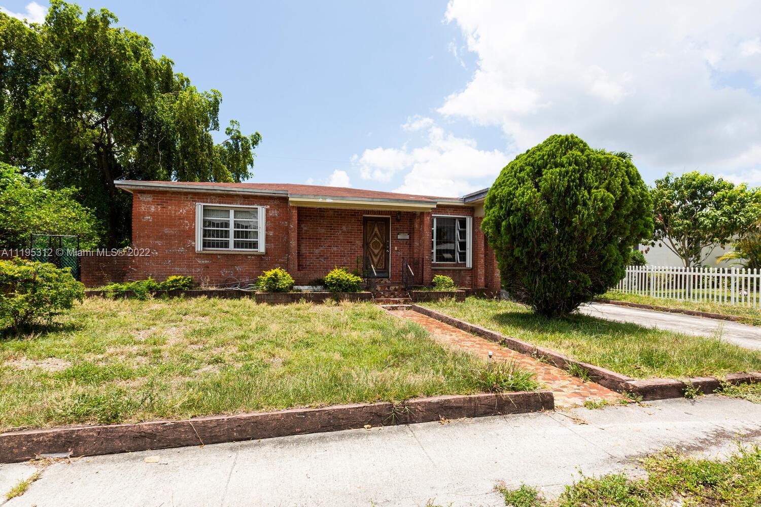 160 NE 171st Terrace North Miami Beach FL 33162