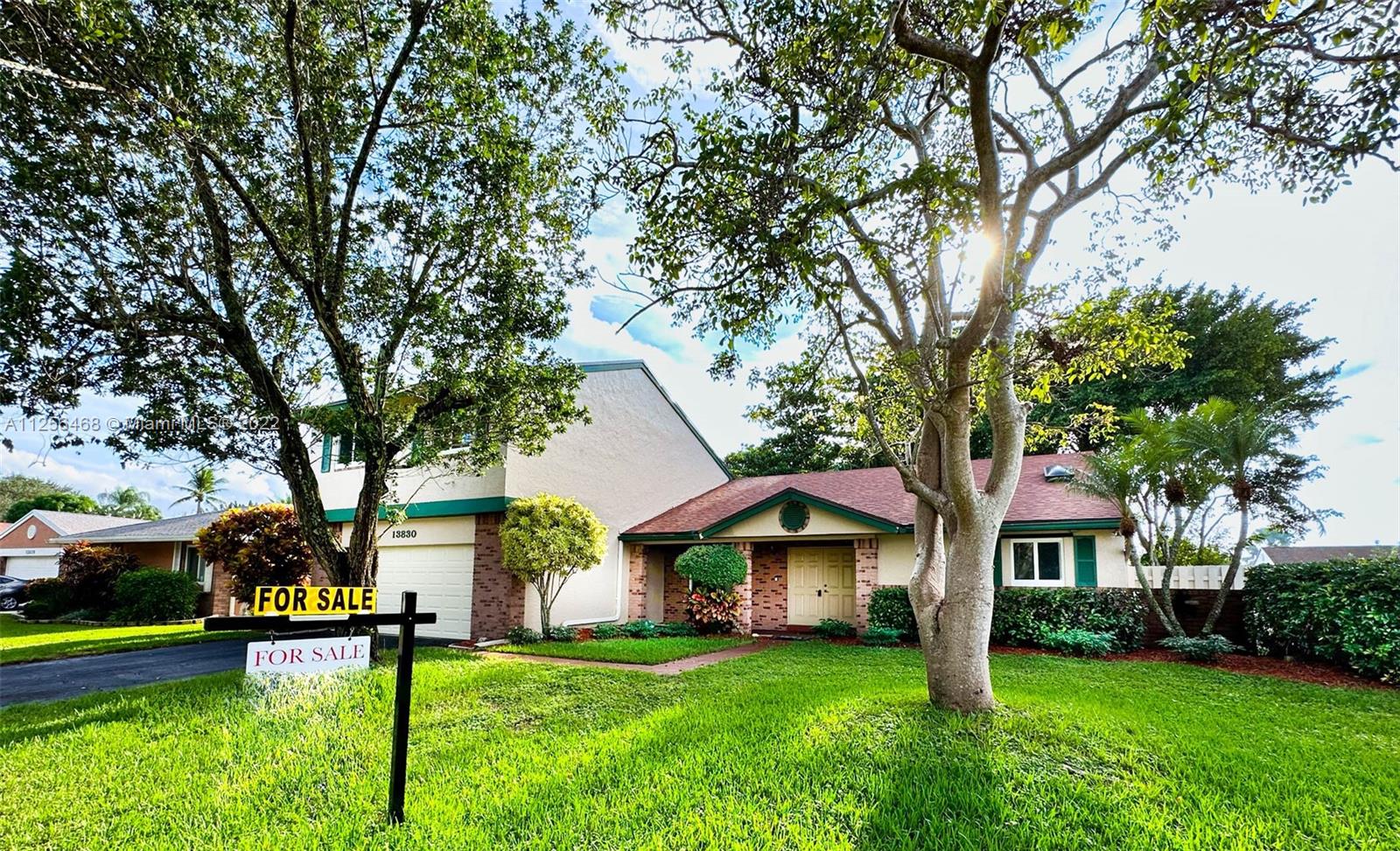 13830 Roanoke Street Davie FL 33325