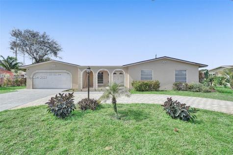 321 Kathy Lane Margate FL 33068