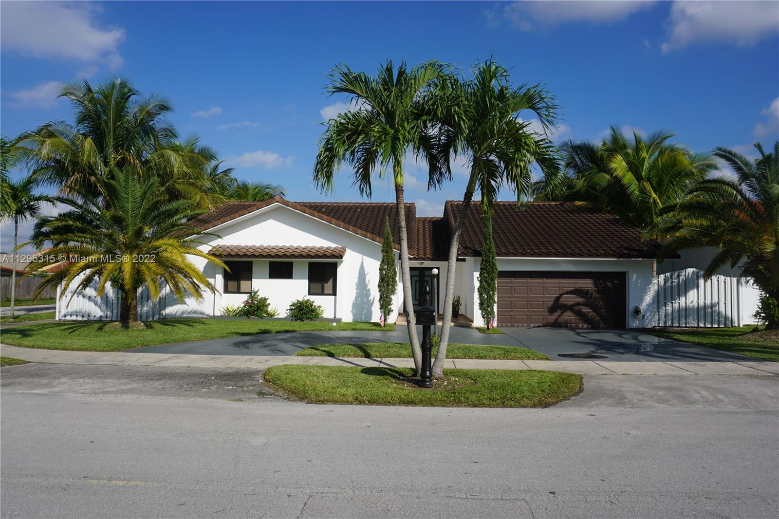 1405 SW 119th Court Miami FL 33184