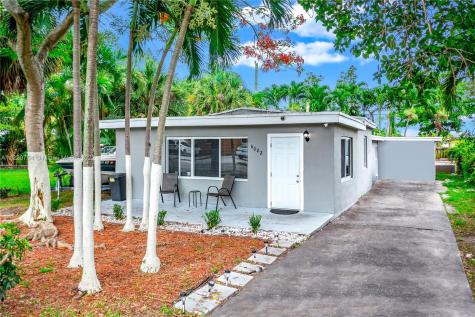 6022 SW 40th Court Miramar FL 33023