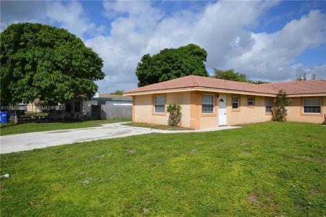 2301 NW 2nd Street Pompano Beach FL 33069