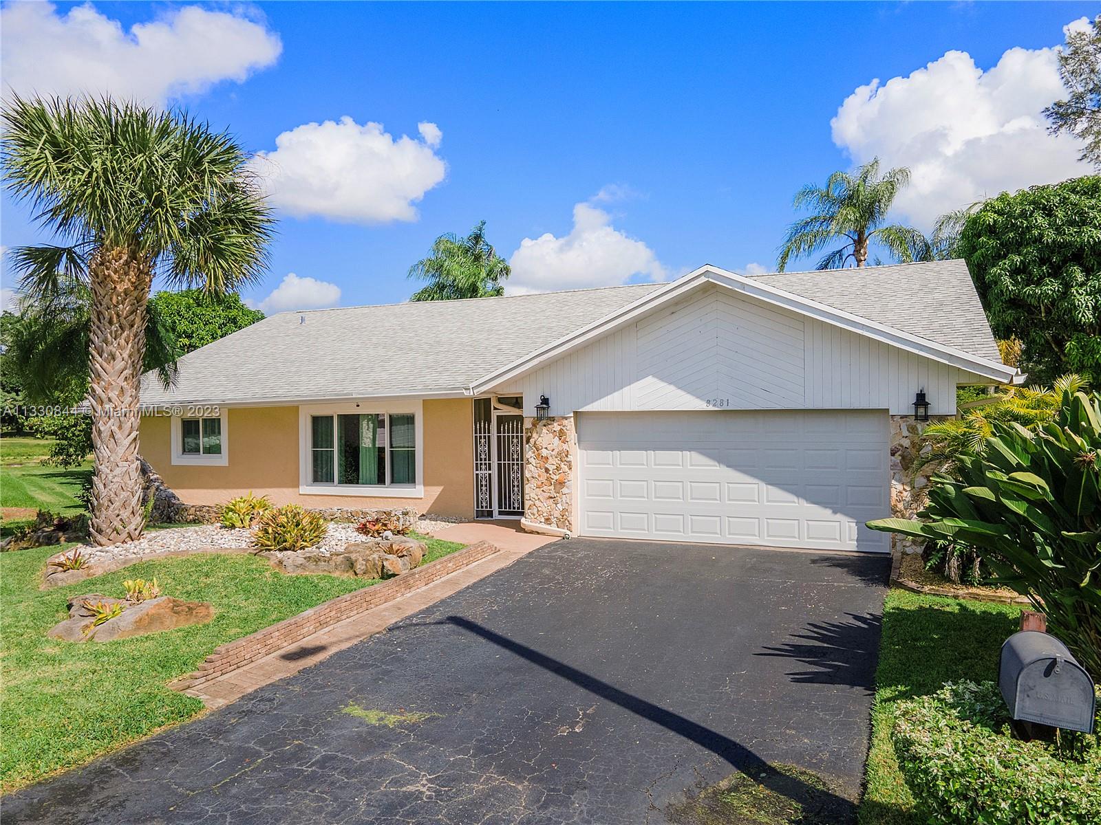 8281 Cassia Terrace Tamarac FL 33321