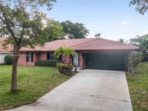 4975 NW 48th Avenue Coconut Creek FL 33073