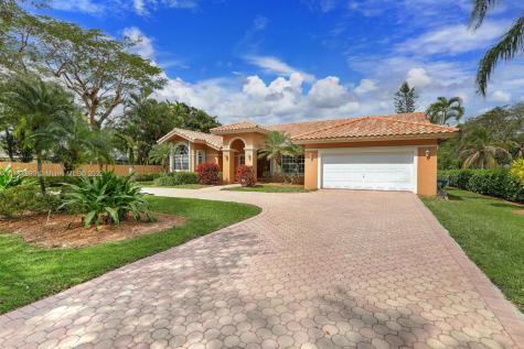 7485 SW 112th Street Pinecrest FL 33156