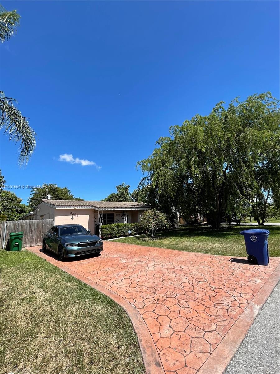 3251 SW 67th Avenue Miramar FL 33023