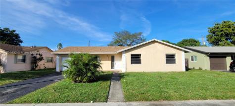 8561 NW 45th Street Lauderhill FL 33351