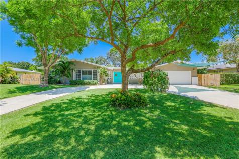 19425 SW 88th Court Cutler Bay FL 33157