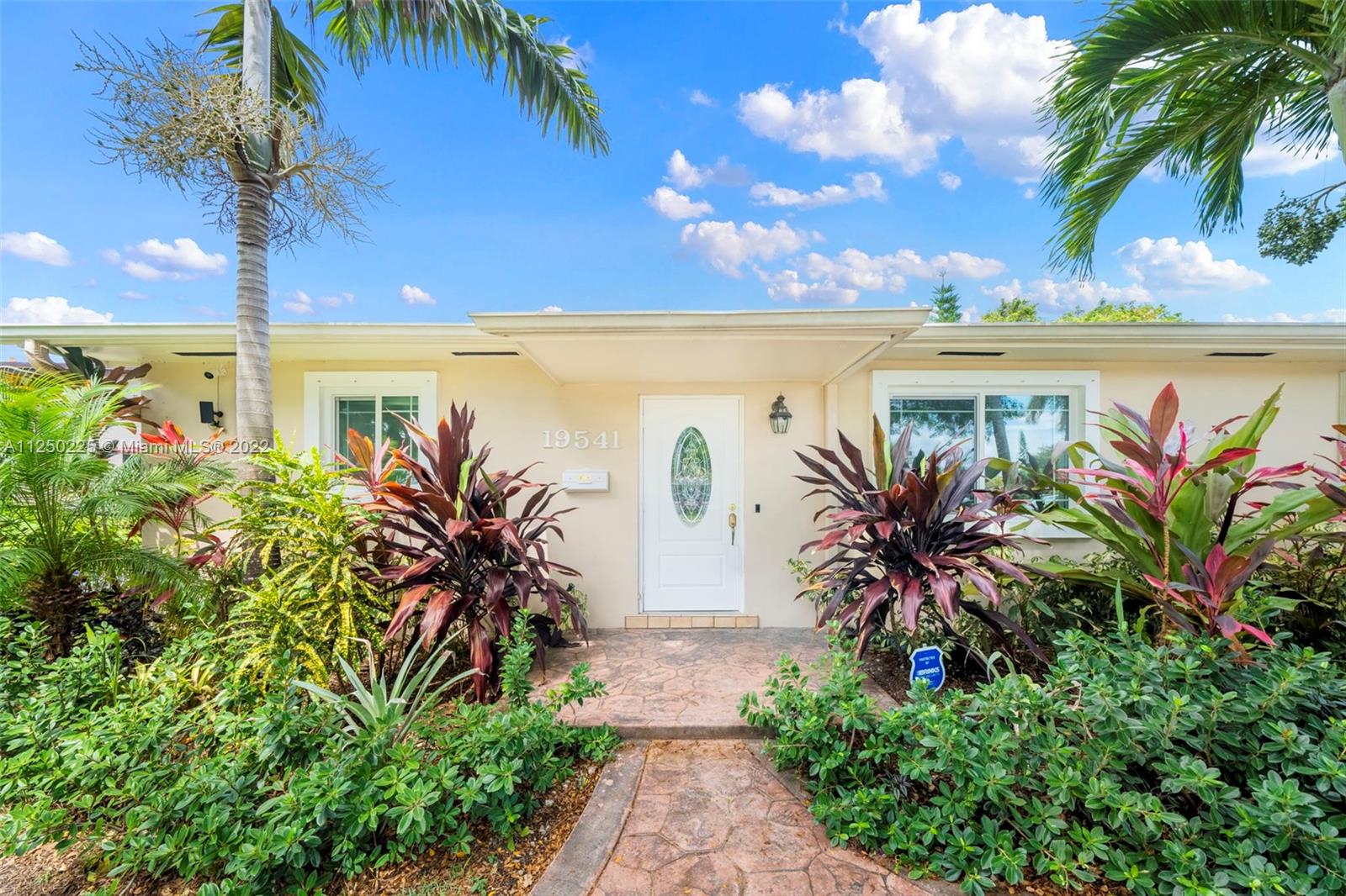 19541 Franjo Road Cutler Bay FL 33157