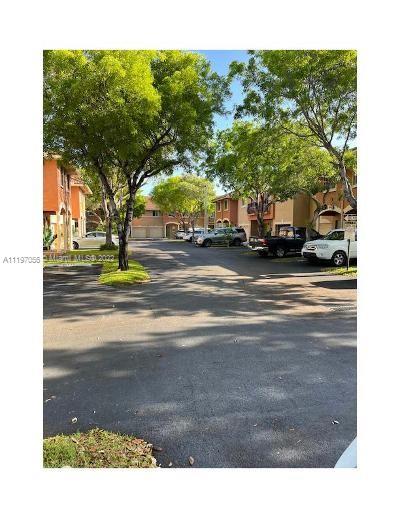 61 SE 3rd Avenue Hallandale Beach FL 33009