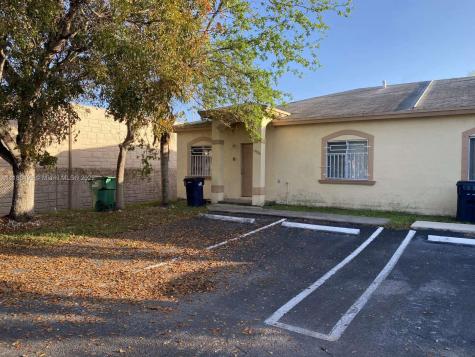 13926 SW 281st Terrace Homestead FL 33033