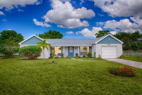 691 SW Everett Court Port St. Lucie FL 34953