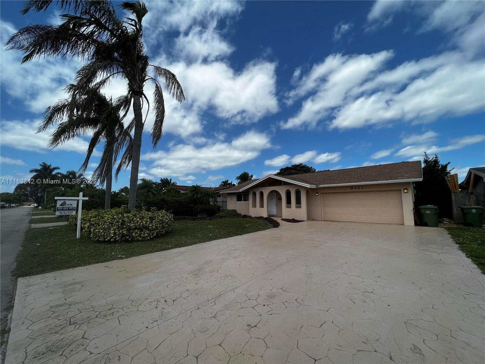 8121 NW 13th Street Pembroke Pines FL 33024