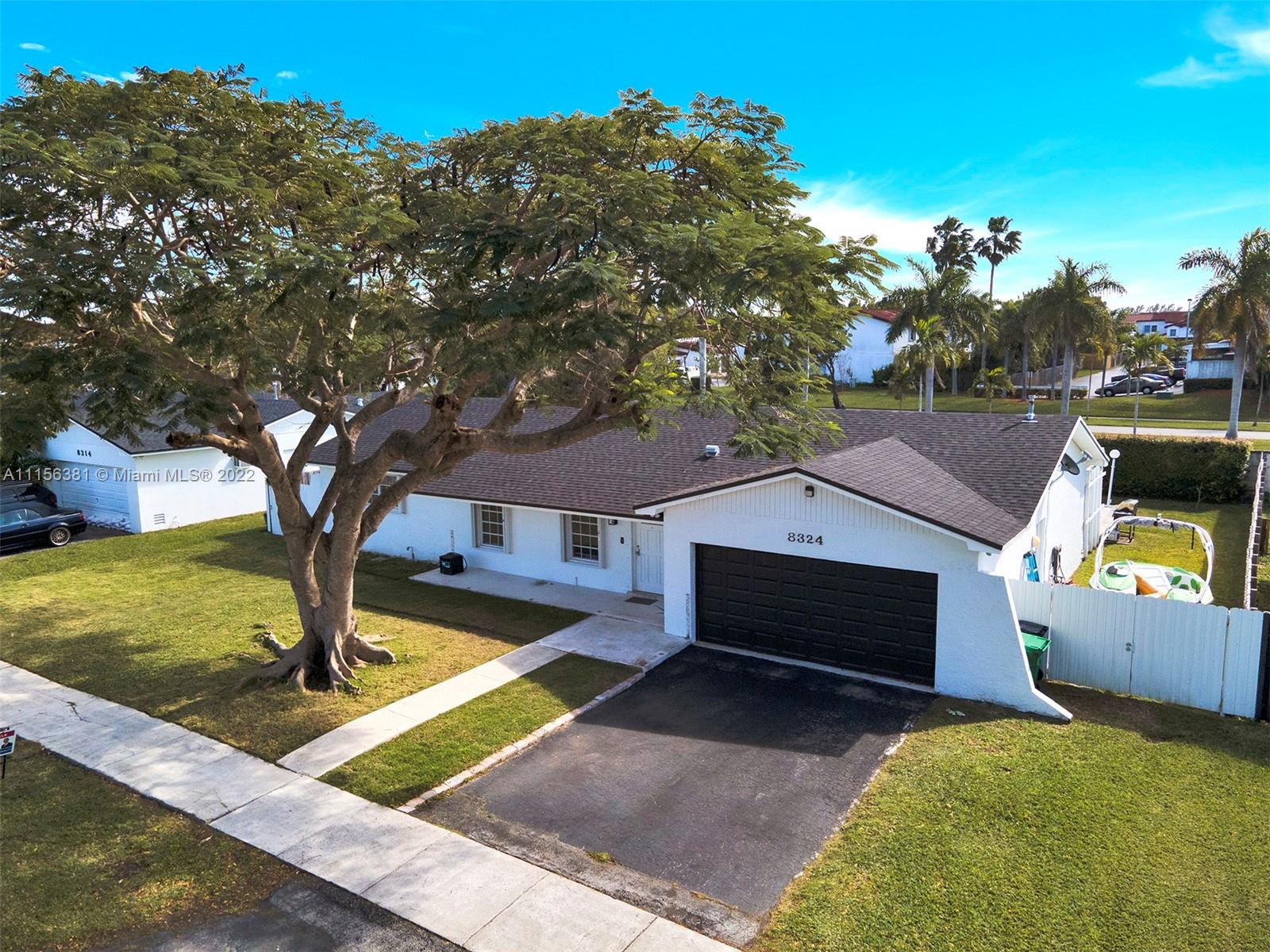 8324 SW 206th Terrace Cutler Bay FL 33189
