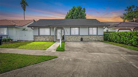 14574 SW 98th Terrace Miami FL 33186