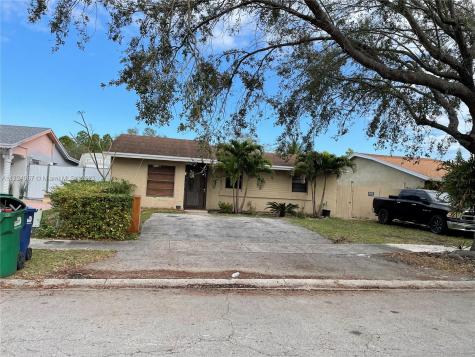 16225 SW 303rd Street Homestead FL 33033