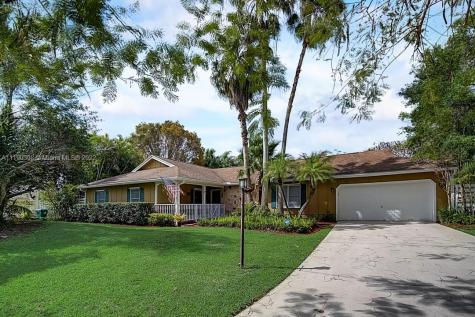14856 SW 148th Street Circle Miami FL 33196