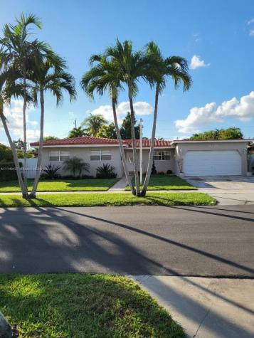 11220 NW 60th Court Hialeah FL 33012