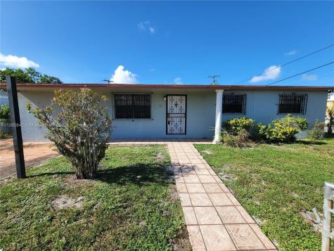 721 NW 138th Street Miami FL 33168