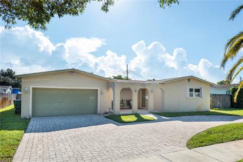 5240 SW 89th Avenue Cooper City FL 33328