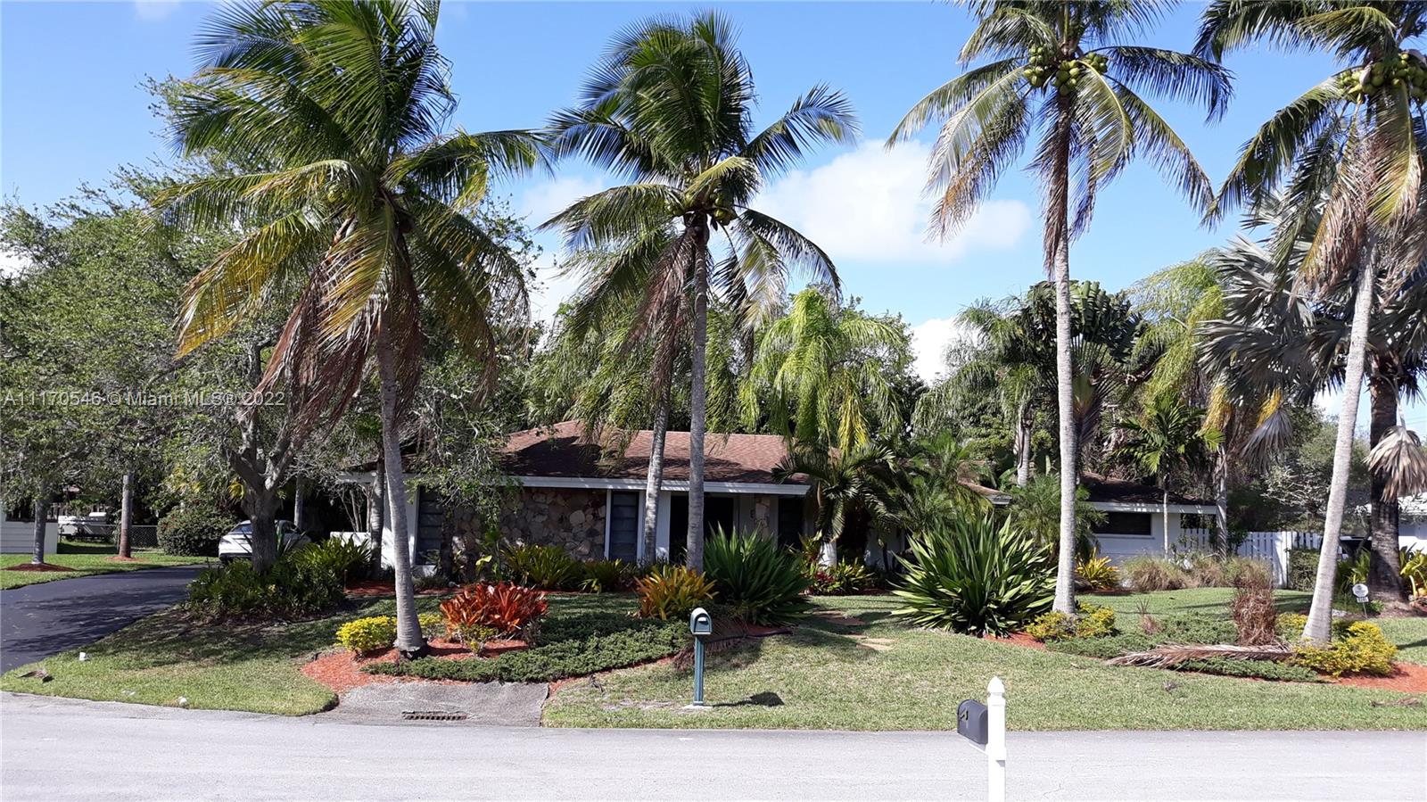 8245 SW 184th Terrace Cutler Bay FL 33157