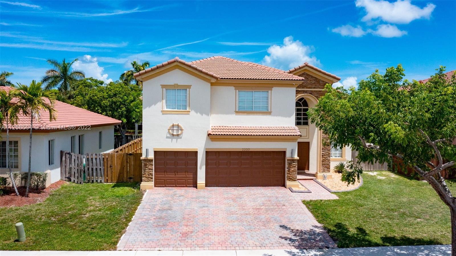 22001 SW 94th Avenue Cutler Bay FL 33190