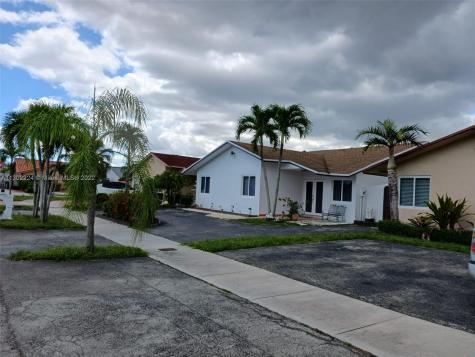 1622 SW 137th Place Miami FL 33175