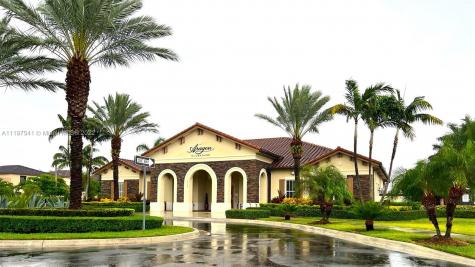 8842 W 33rd Avenue Hialeah FL 33018