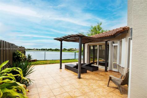 13648 SW 119th Avenue Miami FL 33186