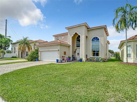 2204 NE 41st Avenue Homestead FL 33033