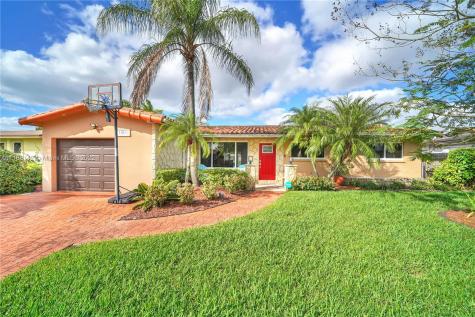 11921 NW 22nd Street Pembroke Pines FL 33026
