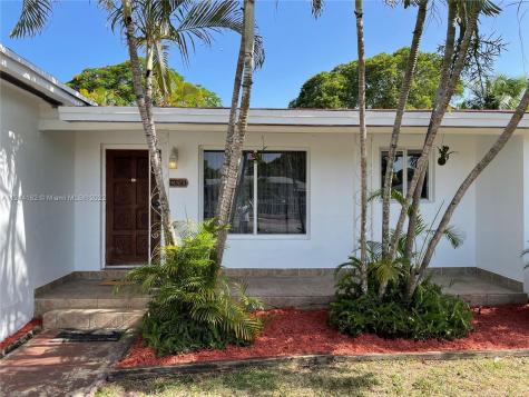 1350 NE 137th Street North Miami FL 33161