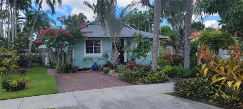 468 SE 4th Street Hialeah FL 33010