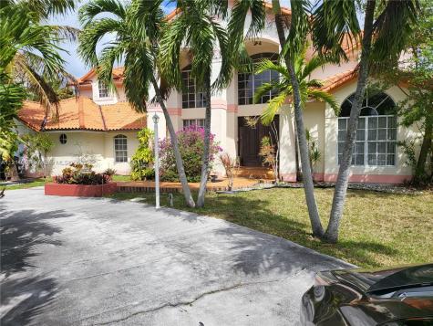 1035 NE 107th Street Miami FL 33161