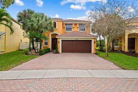 9808 Woodworth Court Wellington FL 33414