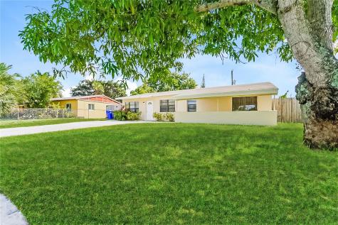 1800 SW 68th Avenue North Lauderdale FL 33068