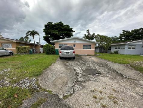 16920 SW 93rd Avenue Palmetto Bay FL 33157