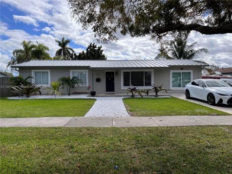 9470 Tiffany Drive Cutler Bay FL 33157