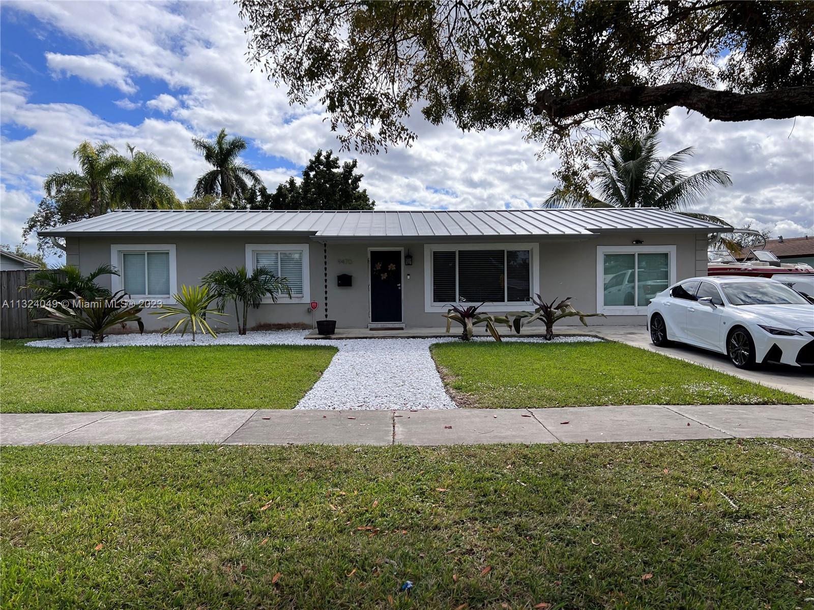 9470 Tiffany Drive Cutler Bay FL 33157