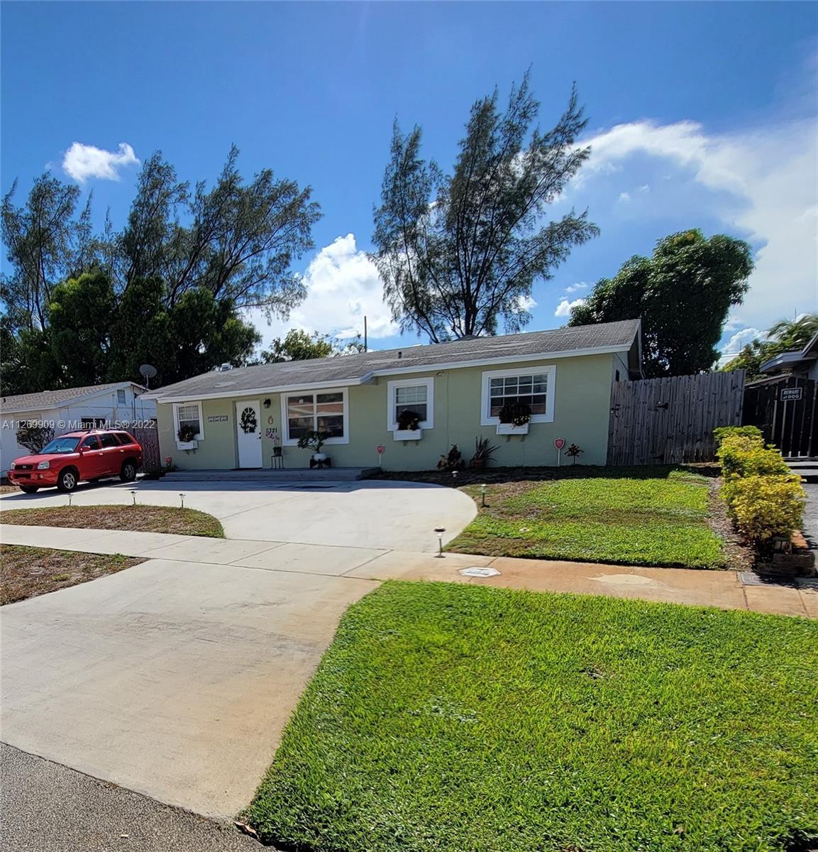 5321 NE 9th Avenue Deerfield Beach FL 33064