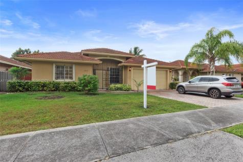 16016 SW 102nd Lane Miami FL 33196