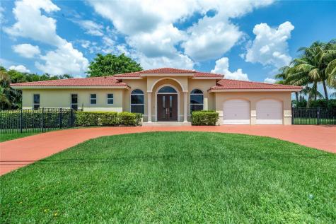 11800 NW 27th Court Plantation FL 33323